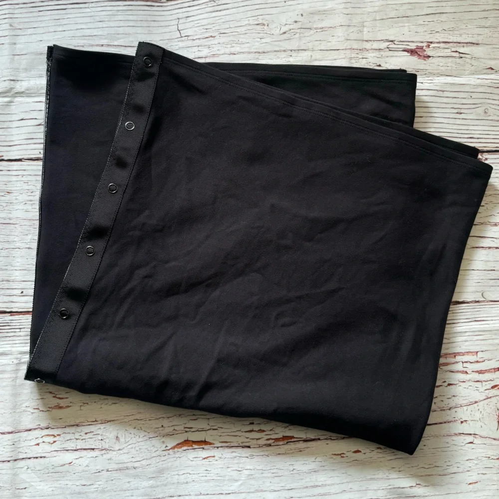 Lululemon Vinyasa Scarf *Rulu in Wee Stripe Black White / Black